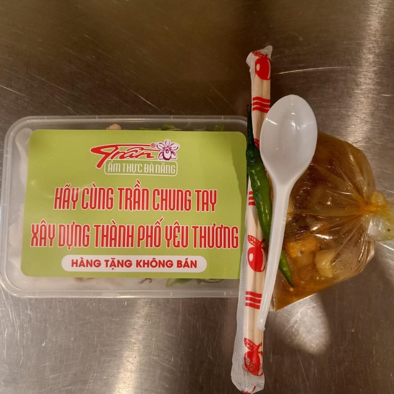 Thiện Nguyện Ẩm Thực Trần Và Những Câu Chuyện Trong Đêm